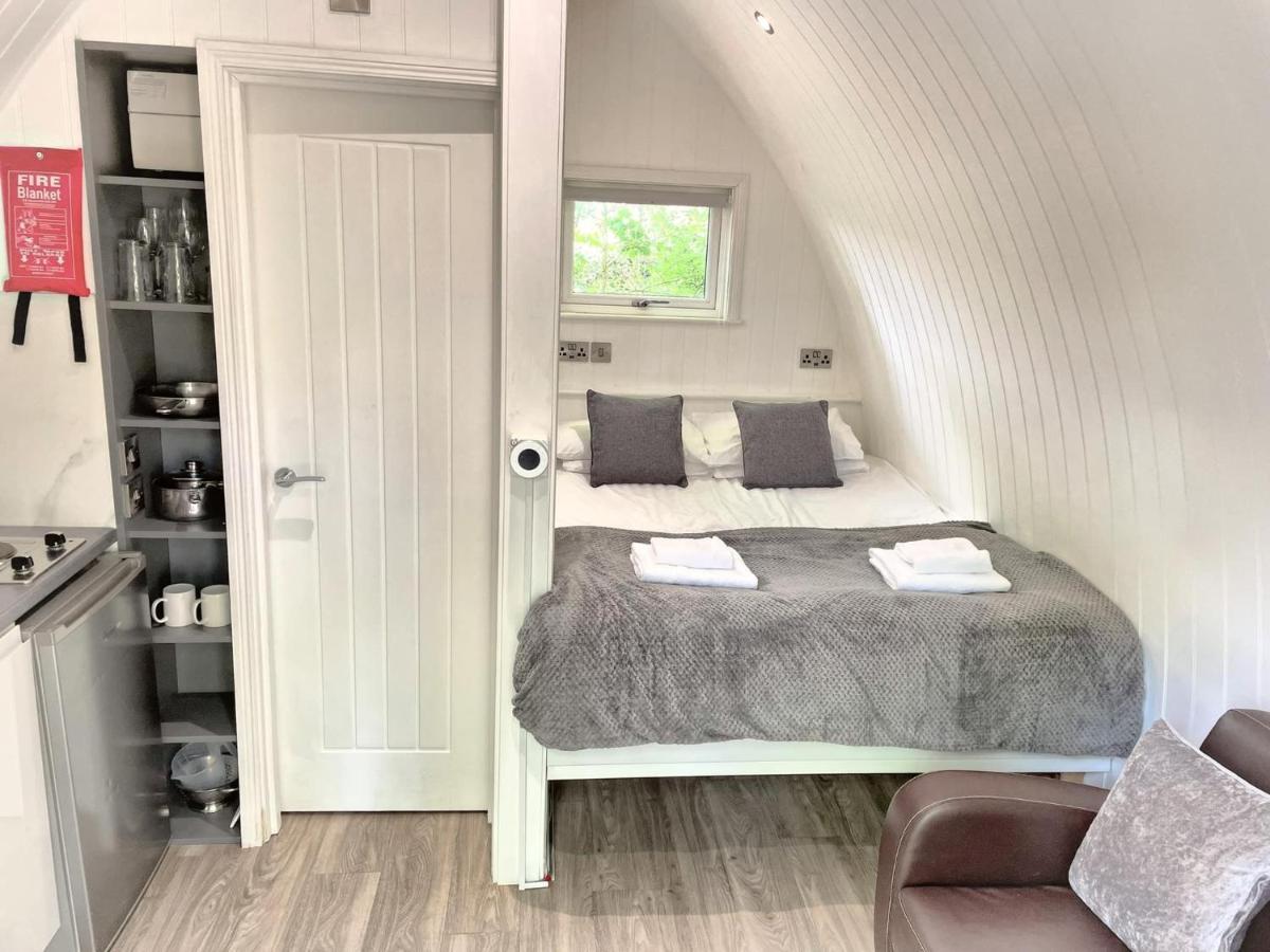 The Pod-Hot Tub-Woodland Lodges-St Clears-Carmarthen Exteriér fotografie