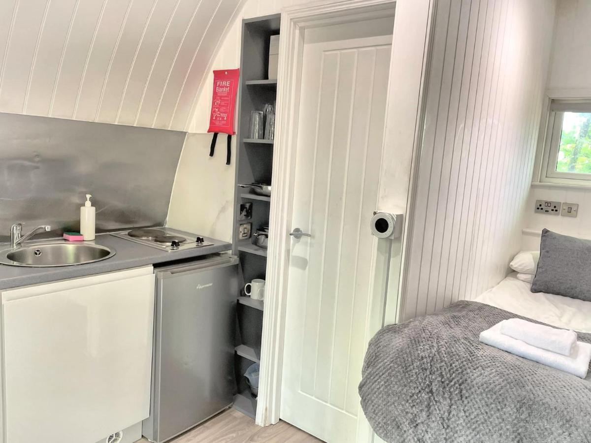 The Pod-Hot Tub-Woodland Lodges-St Clears-Carmarthen Exteriér fotografie